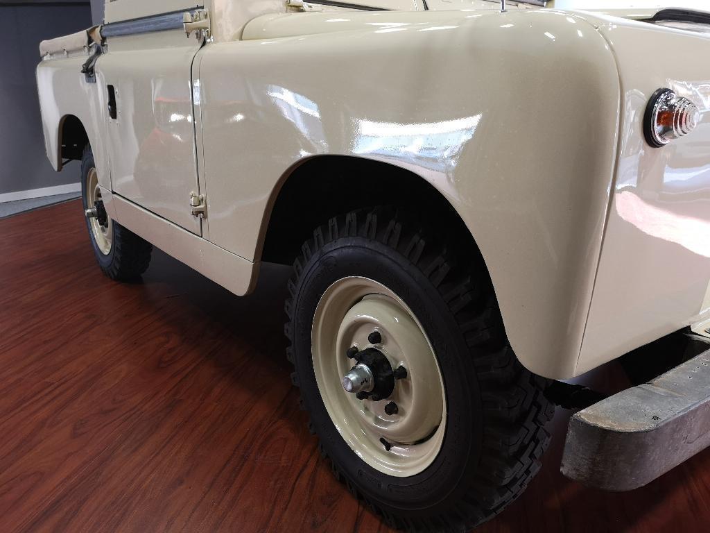 land-rover-88-pick-up-cargallery-foto-